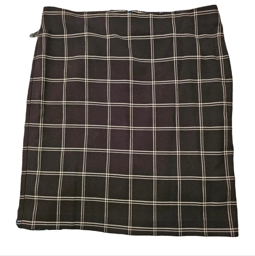 Ann Taylor Black & White Skirt